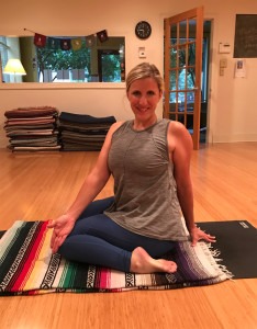 Angie.Bharadvajasana